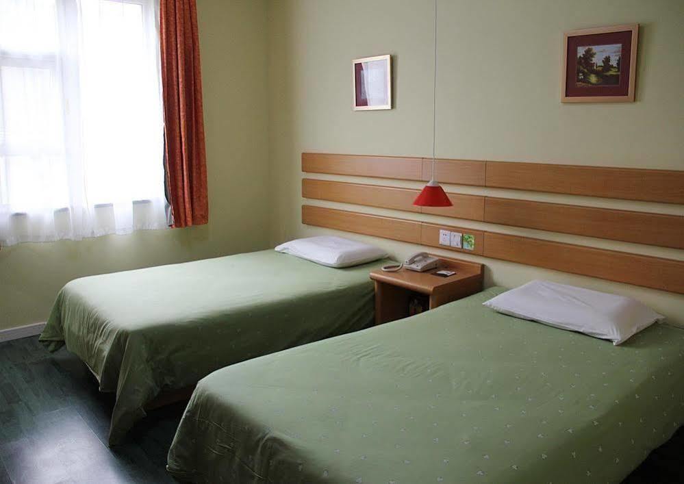 Home Inn Chongqing Jiangbei Airport Shuangfeng Road Экстерьер фото